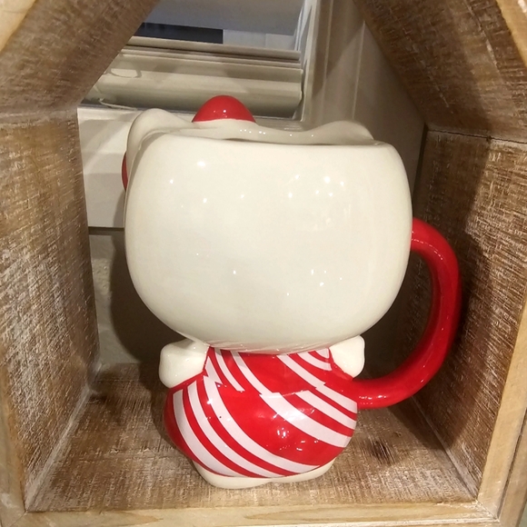 Sanrio Hello Kitty Candy Cane Dress 3D Sculpted Ceramic Mug - Picture 3 of 3